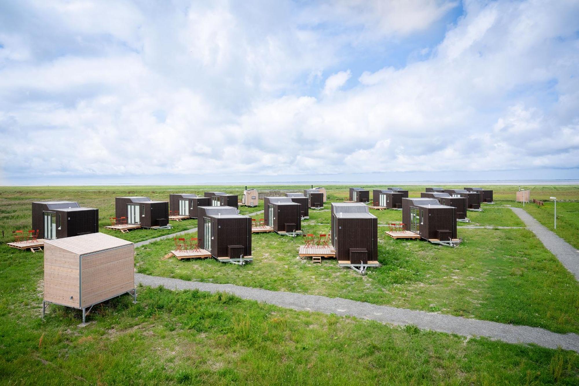 Tiny House Pioneer 18 Zur Meerseite - Green Tiny Village Harlesiel Carolinensiel Exterior photo